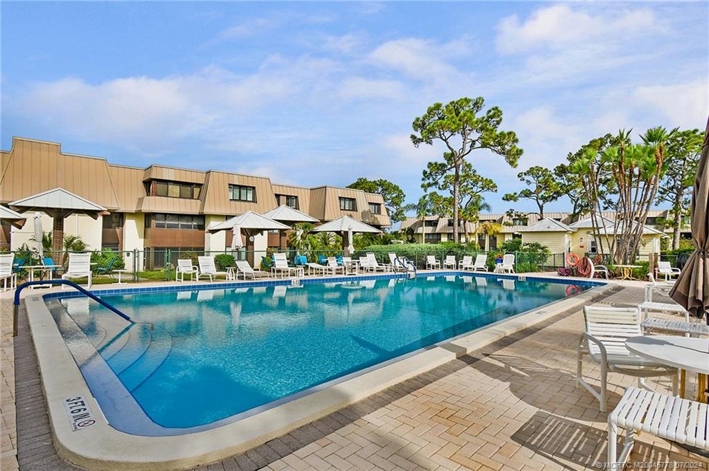 Stuart, Florida 34996, United States, 2 Bedrooms Bedrooms, ,2 BathroomsBathrooms,Residential,Active,52910