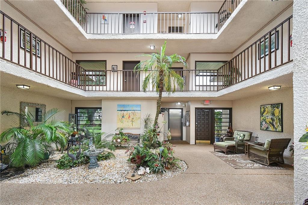 Stuart, Florida 34996, United States, 2 Bedrooms Bedrooms, ,2 BathroomsBathrooms,Residential,Active,52910