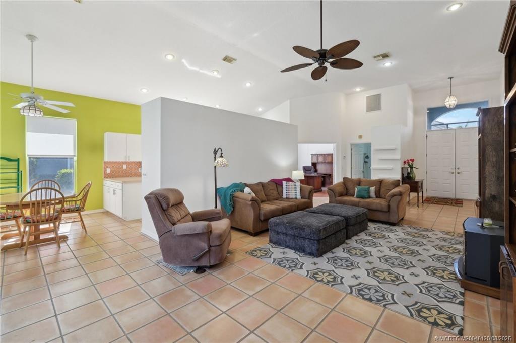 Port Saint Lucie, Florida 34986, United States, 3 Bedrooms Bedrooms, ,2 BathroomsBathrooms,Residential,Active,24997