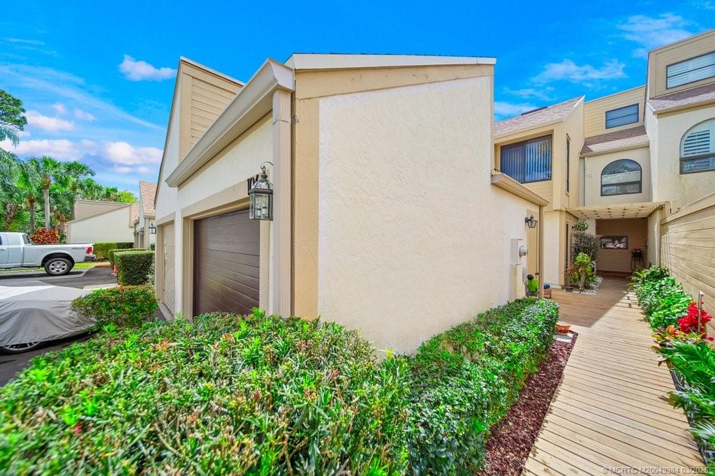 Port Saint Lucie, Florida 34952, United States, 3 Bedrooms Bedrooms, ,3 BathroomsBathrooms,Residential,Active,82287