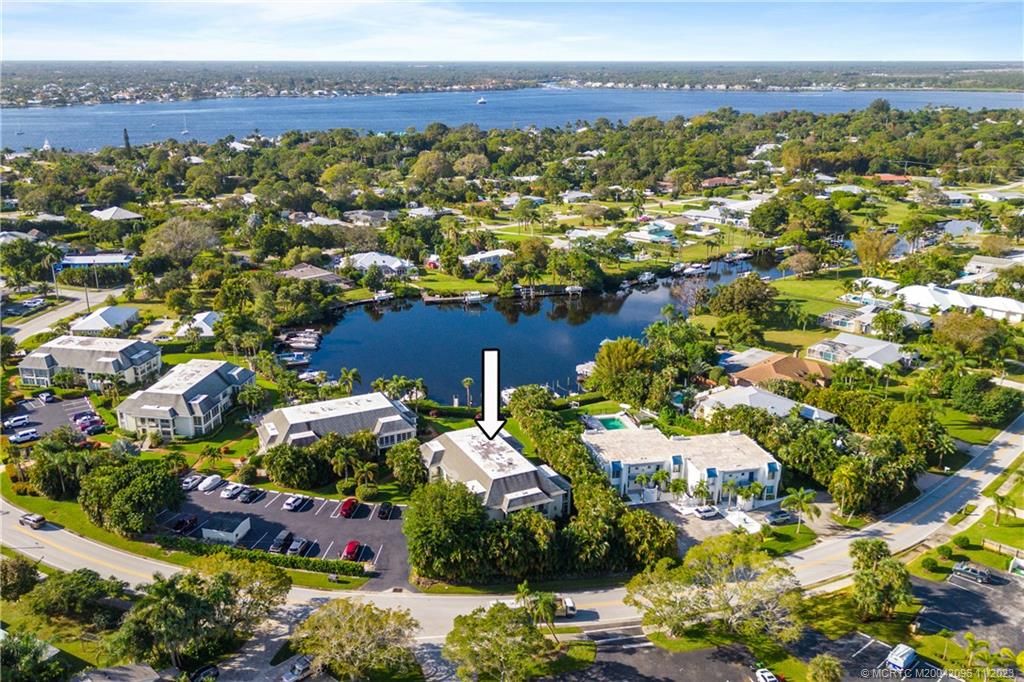 Photo of 964 NW Spruce Ridge Drive #D1, Stuart, FL 34994 (MLS # M20042096)