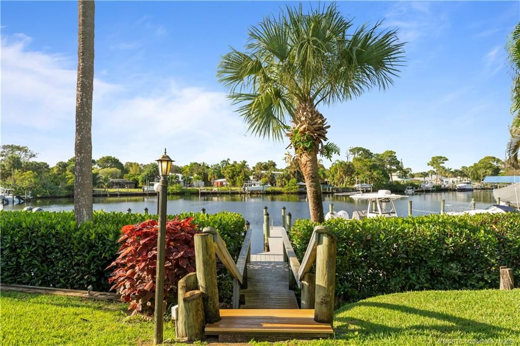 Photo of 964 NW Spruce Ridge Drive #D1, Stuart, FL 34994 (MLS # M20042096)