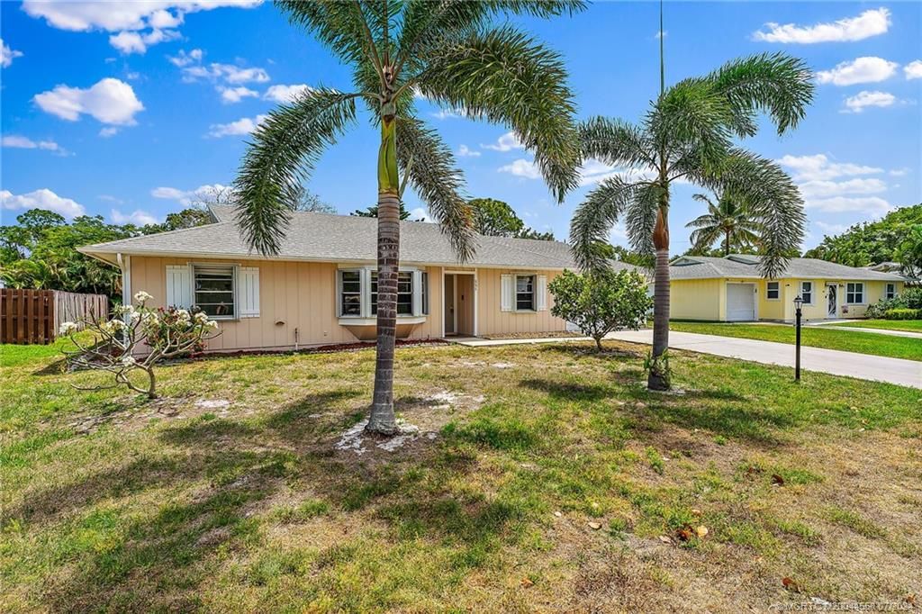 Photo of 888 NE Maranta Terrado, Jensen Beach, FL 34957 (MLS # M20044558)