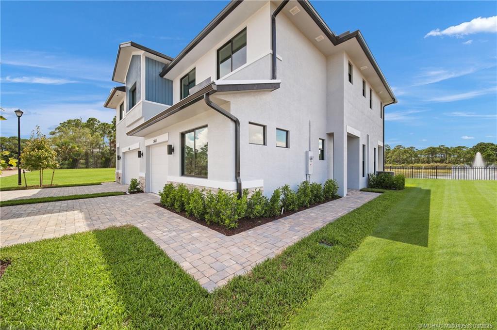 3655 Magnolia Ridge Lane