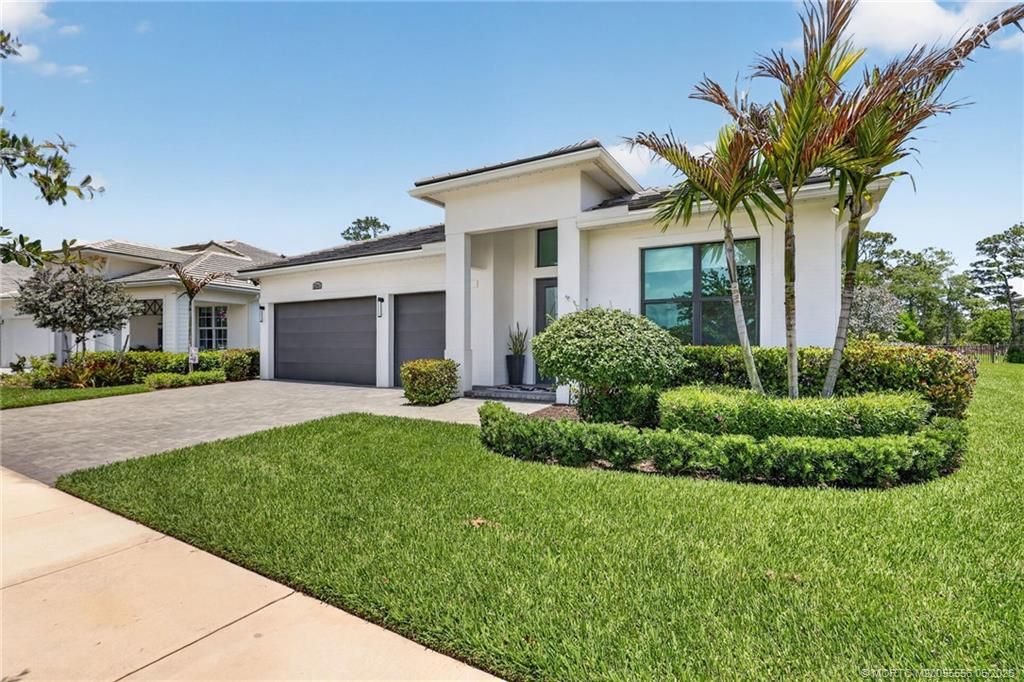 Photo of 2341 SE Canopy Cove Lane, Port Saint Lucie, FL 34984 (MLS # M20055556)