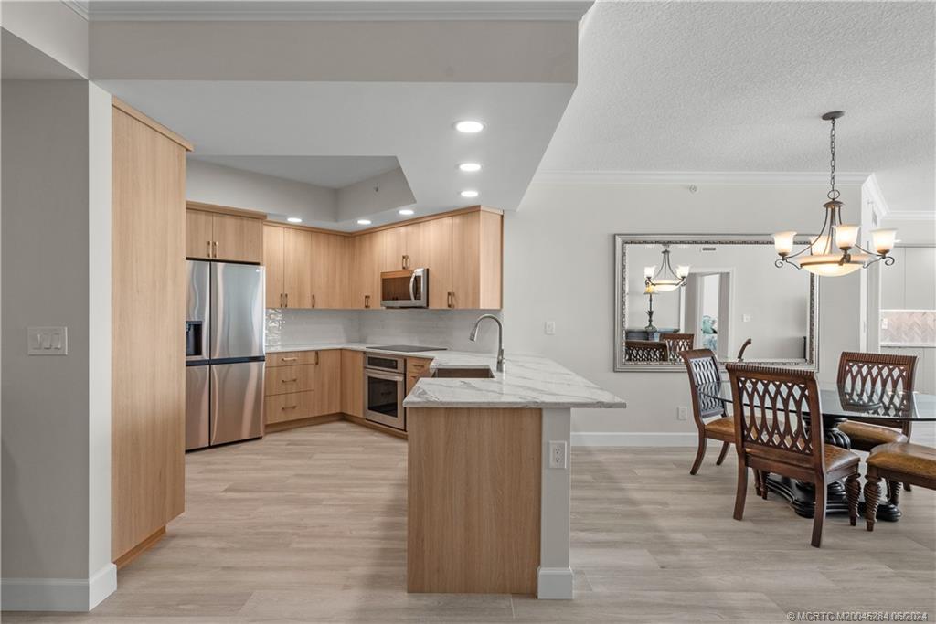 8600 S Ocean Drive PH5