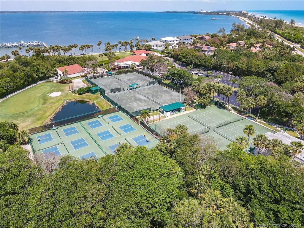 8600 S Ocean Drive PH5