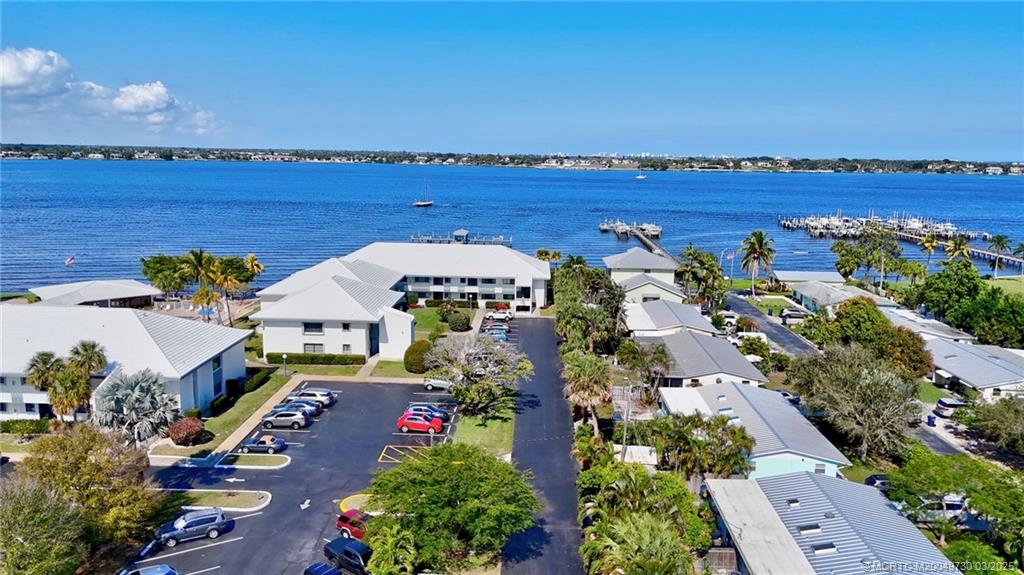 Stuart, Florida 34996, United States, 2 Bedrooms Bedrooms, ,2 BathroomsBathrooms,Residential,Active,91476