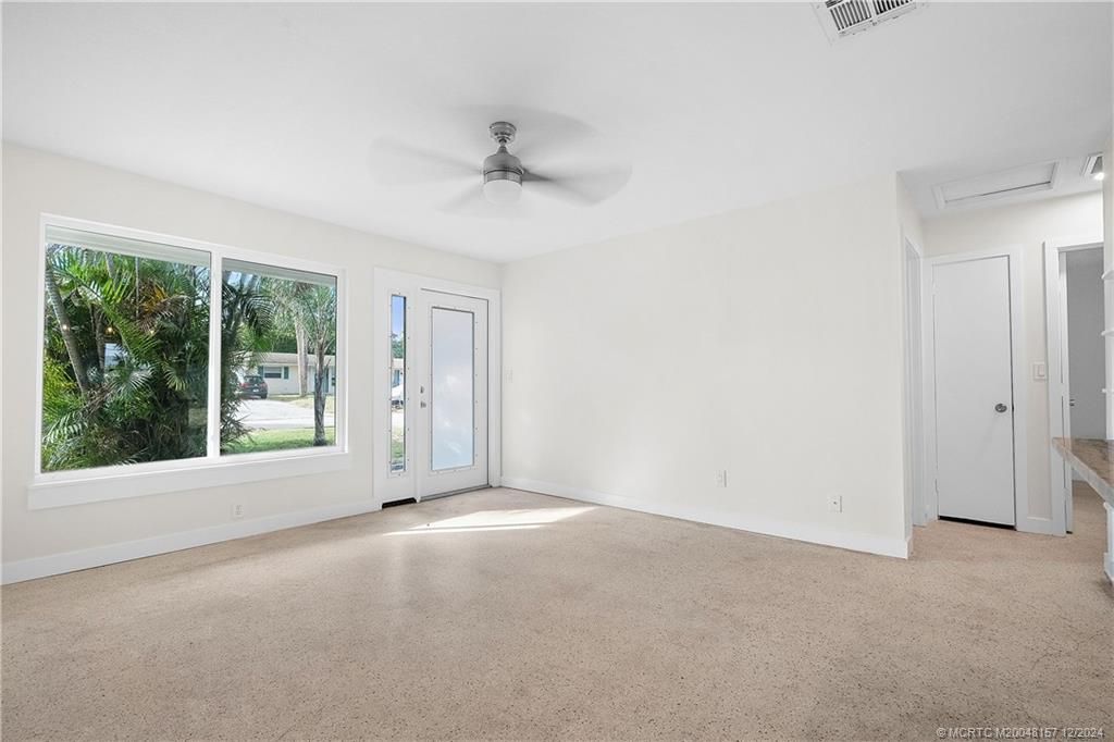 Photo of 417 SE Robalo Court, Stuart, FL 34996 (MLS # M20048157)