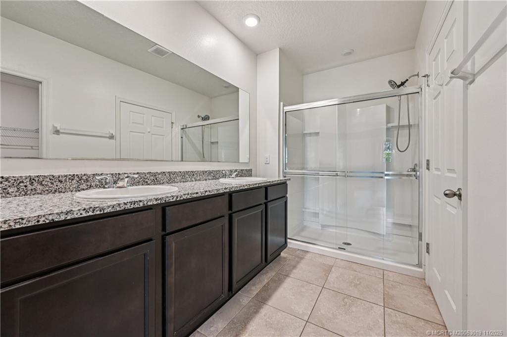 Port St Lucie, Florida 34987, United States, 3 Bedrooms Bedrooms, ,2 BathroomsBathrooms,Residential,Active,246162