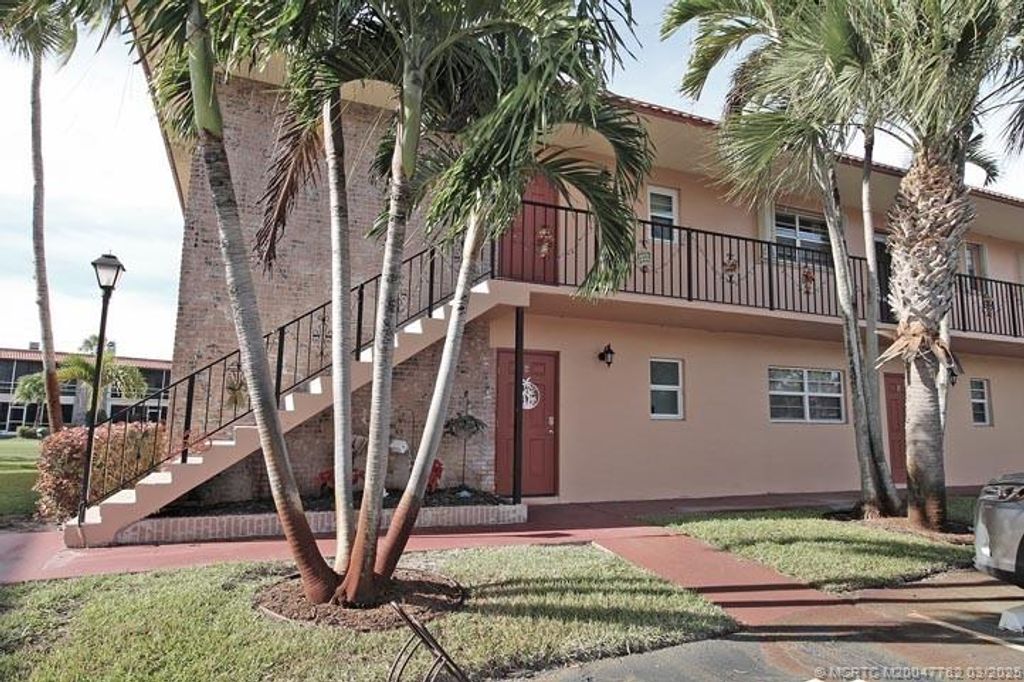 Photo of 1919 SW Palm City Road #H, Stuart, FL 34994 (MLS # M20047762)