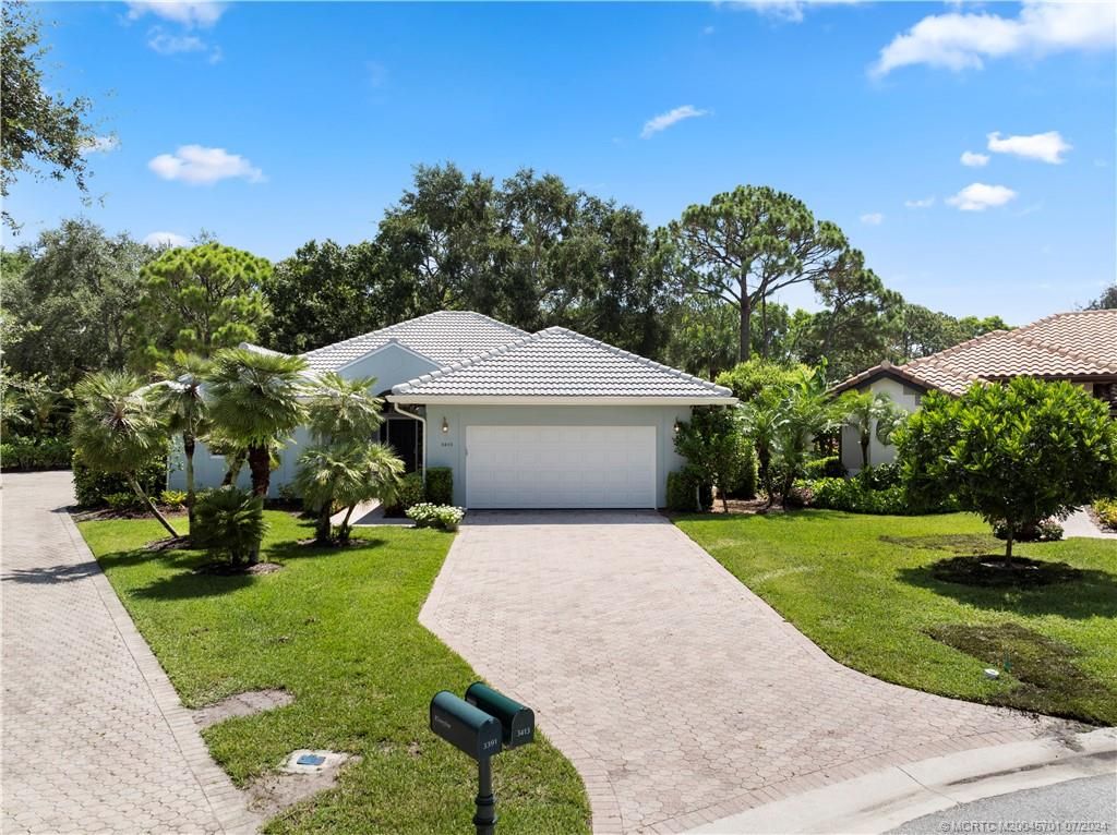 Photo of 3413 SE Putnam Court, Stuart, FL 34997 (MLS # M20045701)