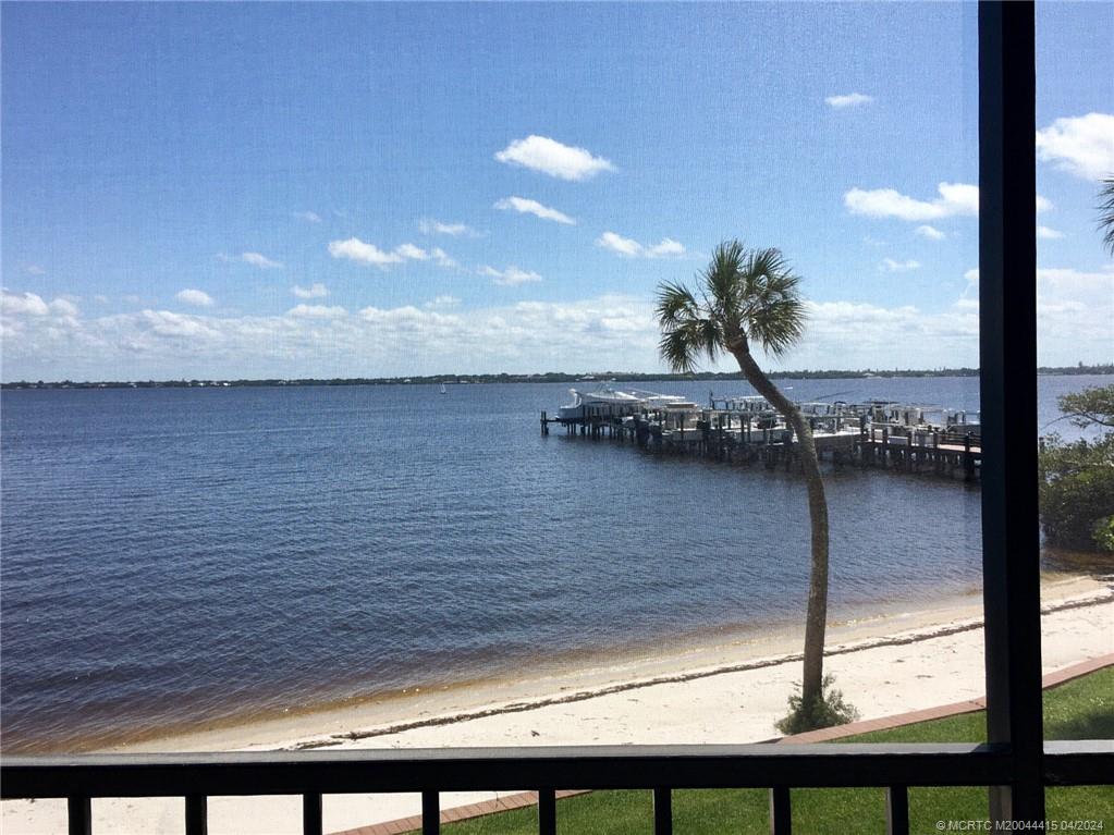Stuart, Florida 34996, United States, 2 Bedrooms Bedrooms, ,2 BathroomsBathrooms,Residential,Active,60547
