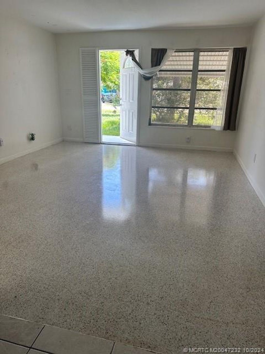 Photo of 410 SE Parkway Drive, Stuart, FL 34996 (MLS # M20047232)