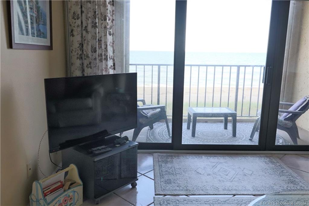 Jensen Beach, Florida 34957, United States, 2 Bedrooms Bedrooms, ,2 BathroomsBathrooms,Residential,Active,60195