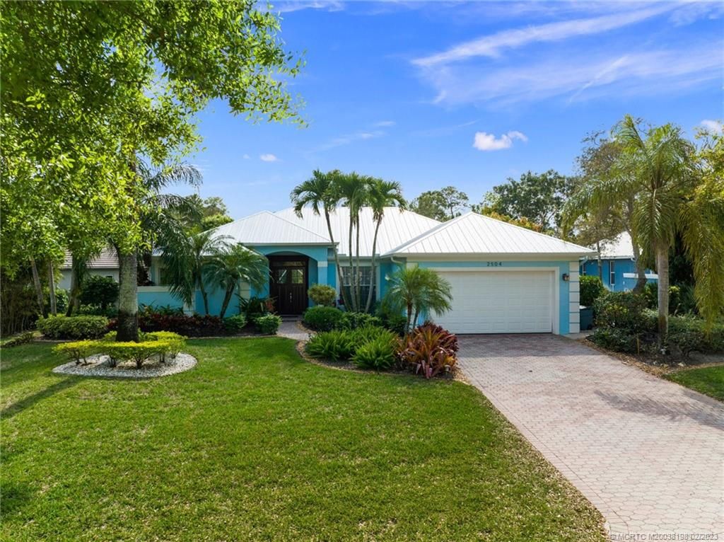 Photo of 2504 SW Nutcracker Way, Palm City, FL 34990 (MLS # M20038198)