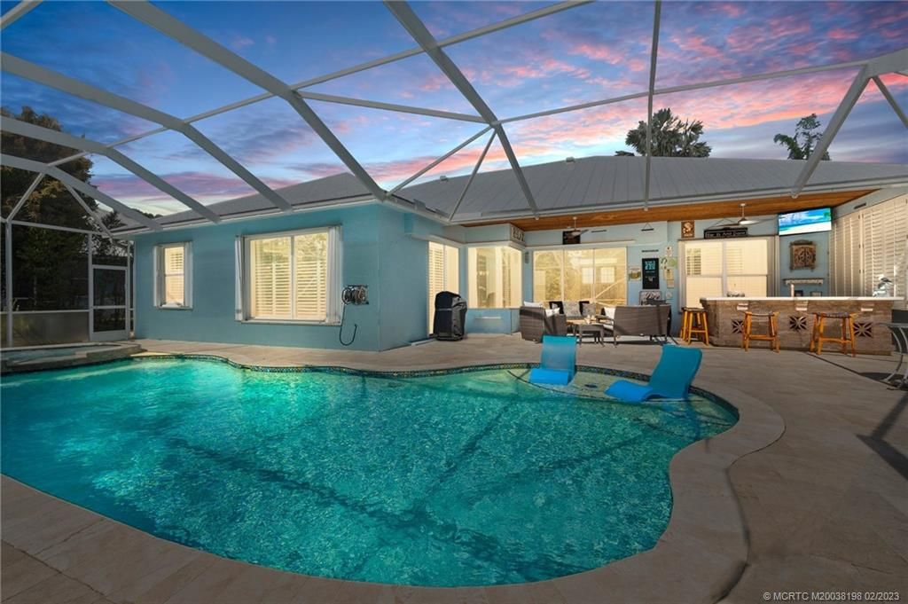 Photo of 2504 SW Nutcracker Way, Palm City, FL 34990 (MLS # M20038198)