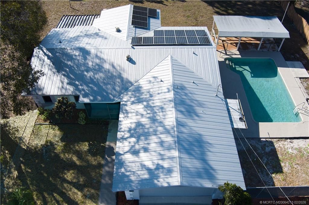 Photo of 1015 Martinique Avenue, Fort Pierce, FL 34982 (MLS # M20054213)