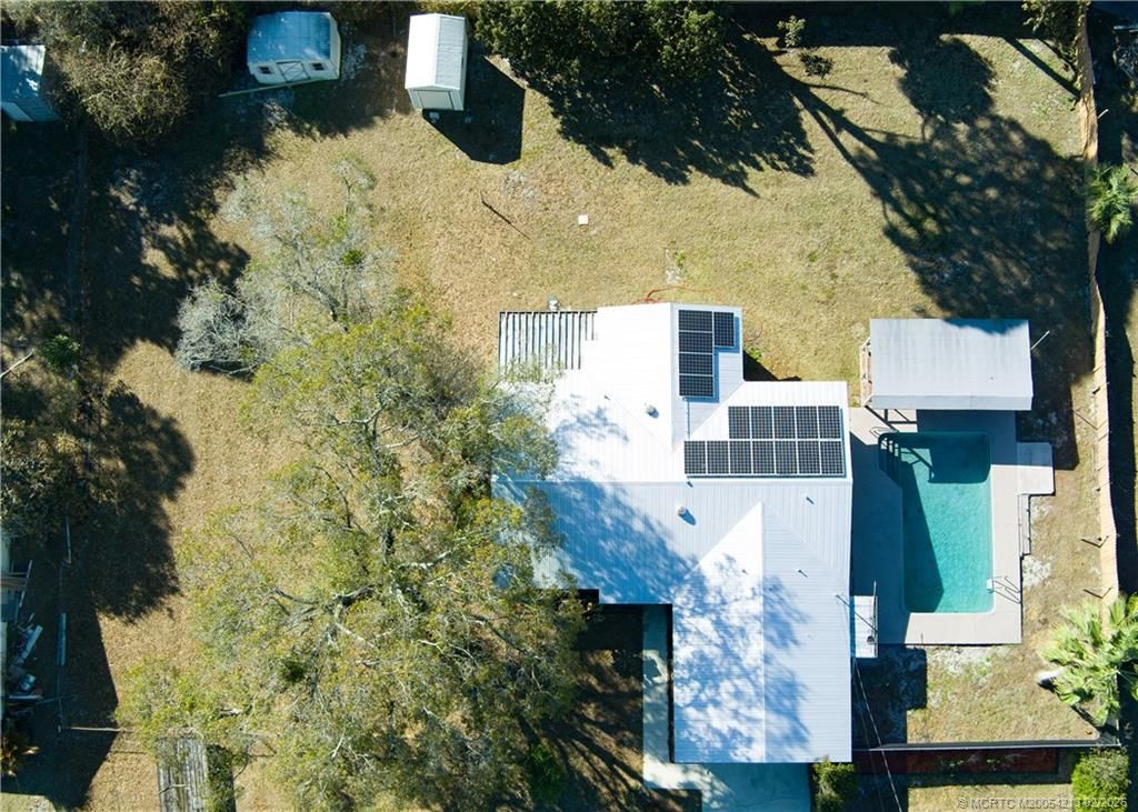 Photo of 1015 Martinique Avenue, Fort Pierce, FL 34982 (MLS # M20054213)