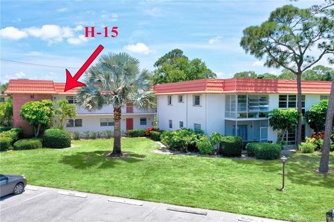 Photo of 2600 SE Ocean Boulevard #H15, Stuart, FL 34996 (MLS # M20052157)