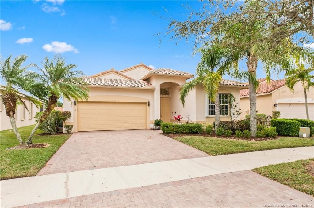 Photo of 396 NW Springview Loop, Port Saint Lucie, FL 34986 (MLS # M20037832)