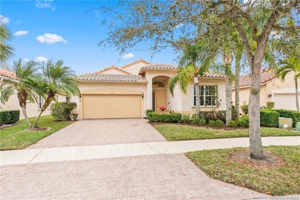 Photo of 396 NW Springview Loop, Port Saint Lucie, FL 34986 (MLS # M20037832)