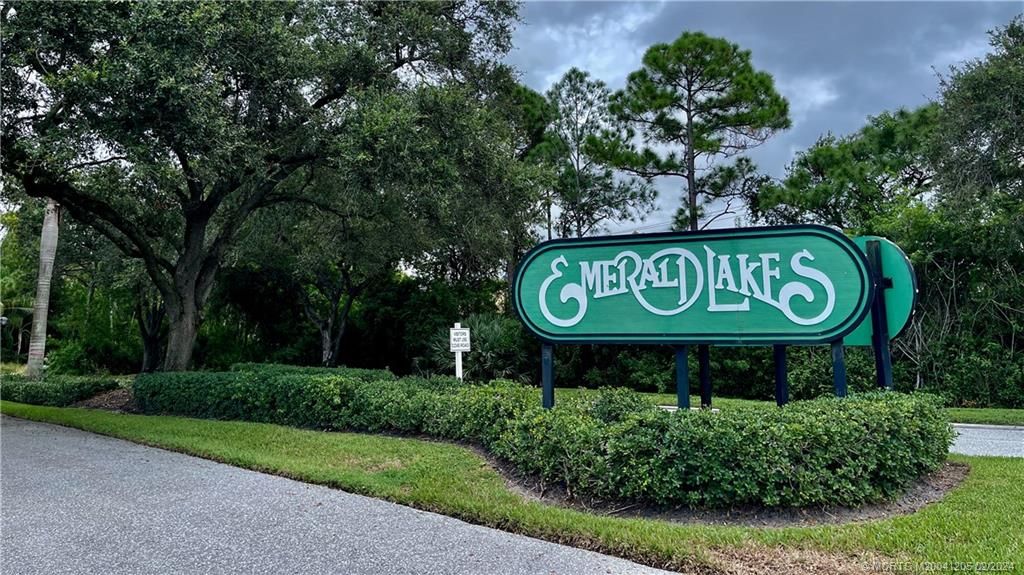 Photo of 6137 SE Windsong Lane SE, Stuart, FL 34997 (MLS # M20041205)