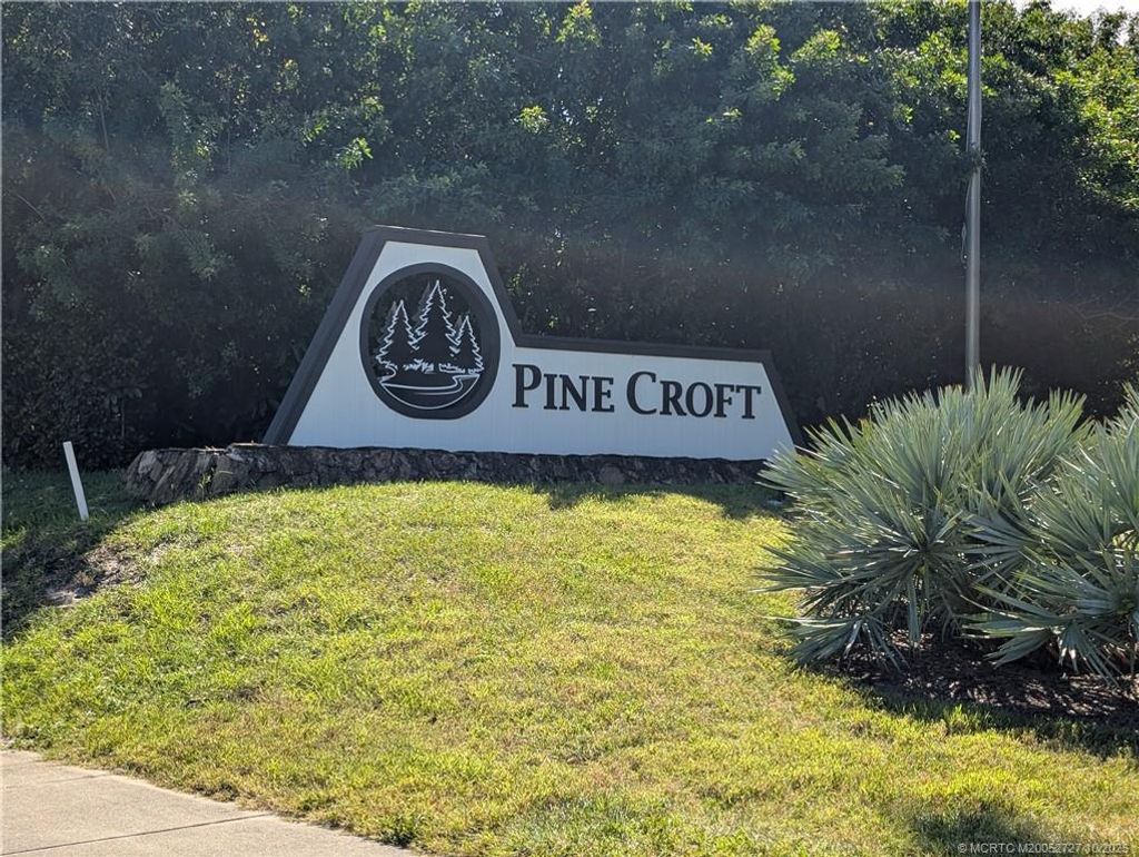 Photo of 8291 SE Croft Circle #M8, Hobe Sound, FL 33455 (MLS # M20052727)