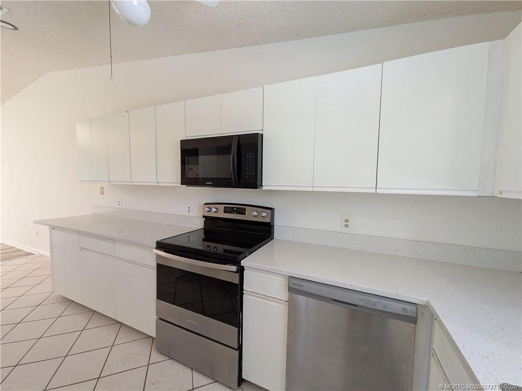 Photo of 8291 SE Croft Circle #Apt M8, Hobe Sound, FL 33455 (MLS # M20052727)