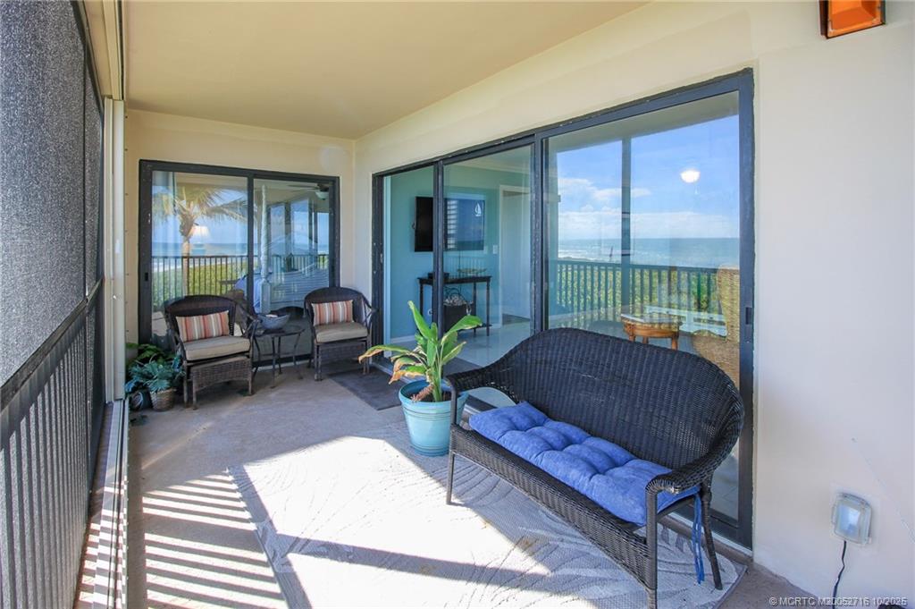 Stuart, Florida 34996, United States, 2 Bedrooms Bedrooms, ,2 BathroomsBathrooms,Residential,Active,230082