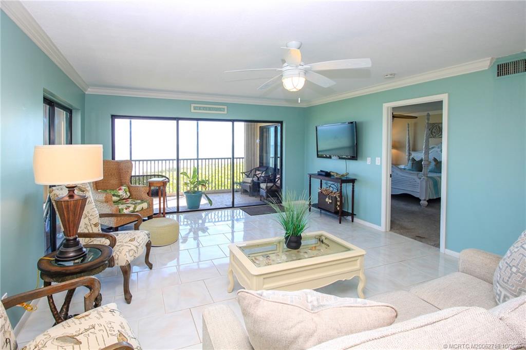 Stuart, Florida 34996, United States, 2 Bedrooms Bedrooms, ,2 BathroomsBathrooms,Residential,Active,230082
