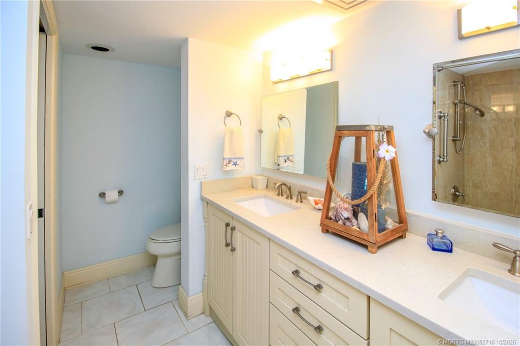 Stuart, Florida 34996, United States, 2 Bedrooms Bedrooms, ,2 BathroomsBathrooms,Residential,Active,230082