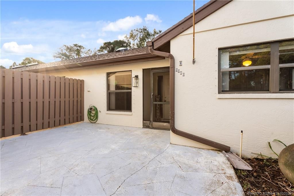 Photo of 2054 SW Silver Pine Way #123H, Palm City, FL 34990 (MLS # M20054231)