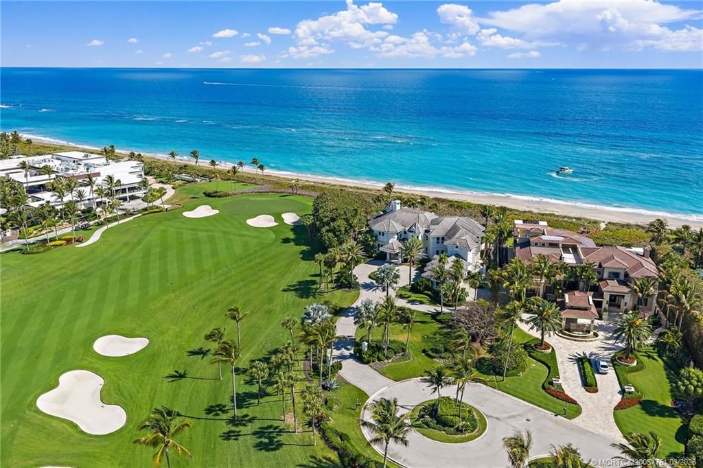 Photo of 3066 SE Dune Drive, Stuart, FL 34996 (MLS # M20054751)