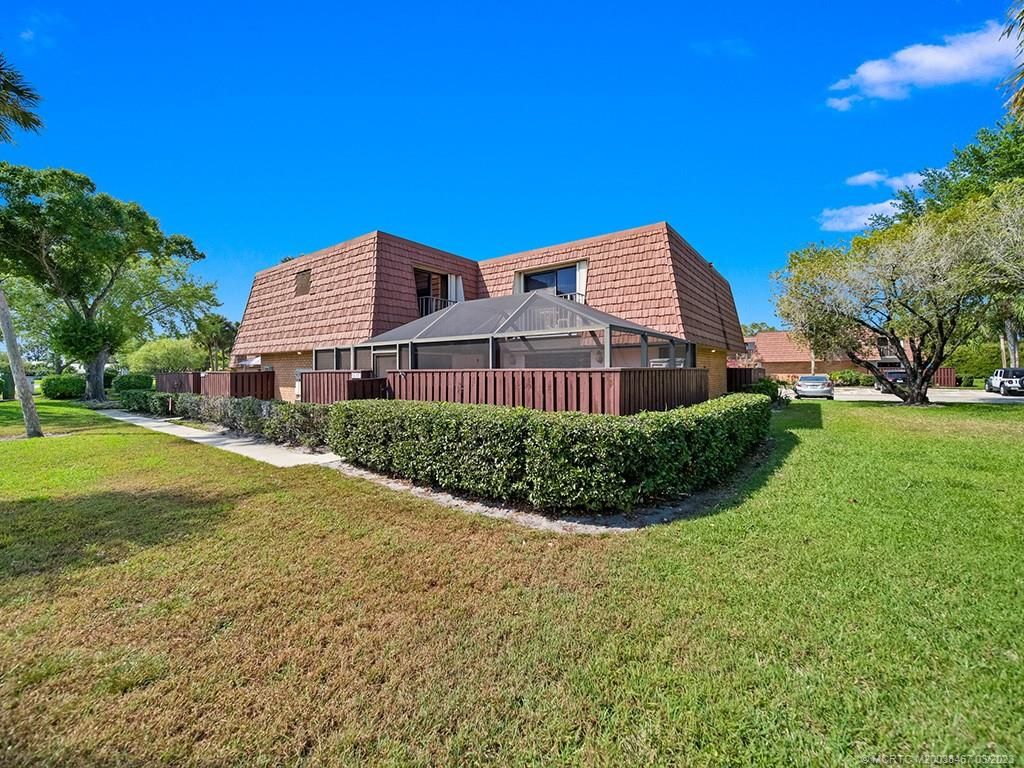 Photo of 2958 SW Sunset Trace Circle, Palm City, FL 34990 (MLS # M20038467)