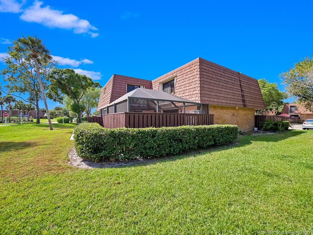 Photo of 2958 SW Sunset Trace Circle, Palm City, FL 34990 (MLS # M20038467)