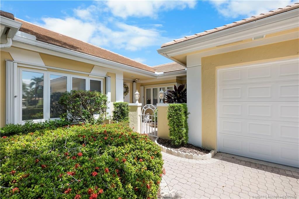 2264 SW Longwood Drive