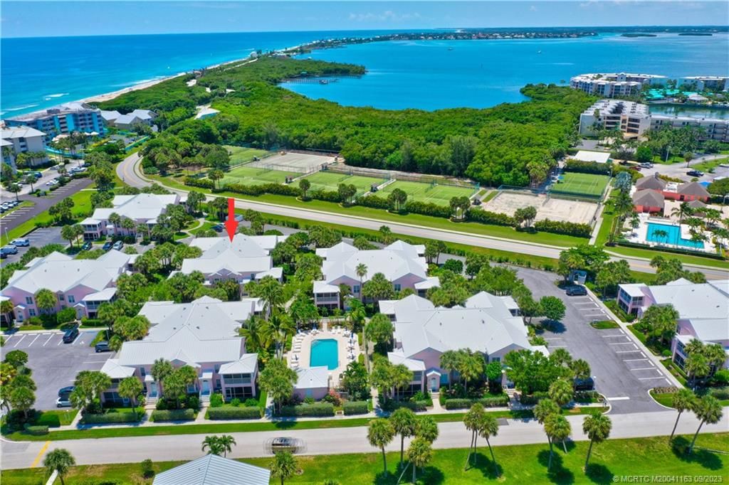 Photo of 411 NE Plantation Road #528, Stuart, FL 34996 (MLS # M20041163)