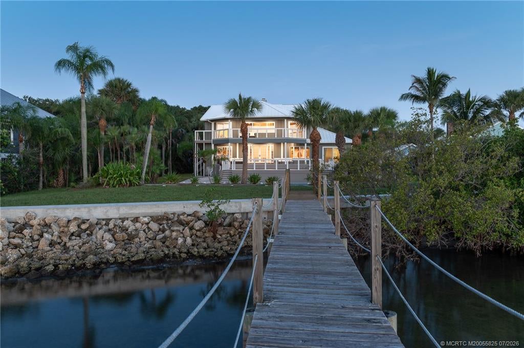 114 N Sewalls Point Road