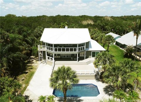 Photo of 114 N Sewalls Point Road, Stuart, FL 34996 (MLS # M20055825)