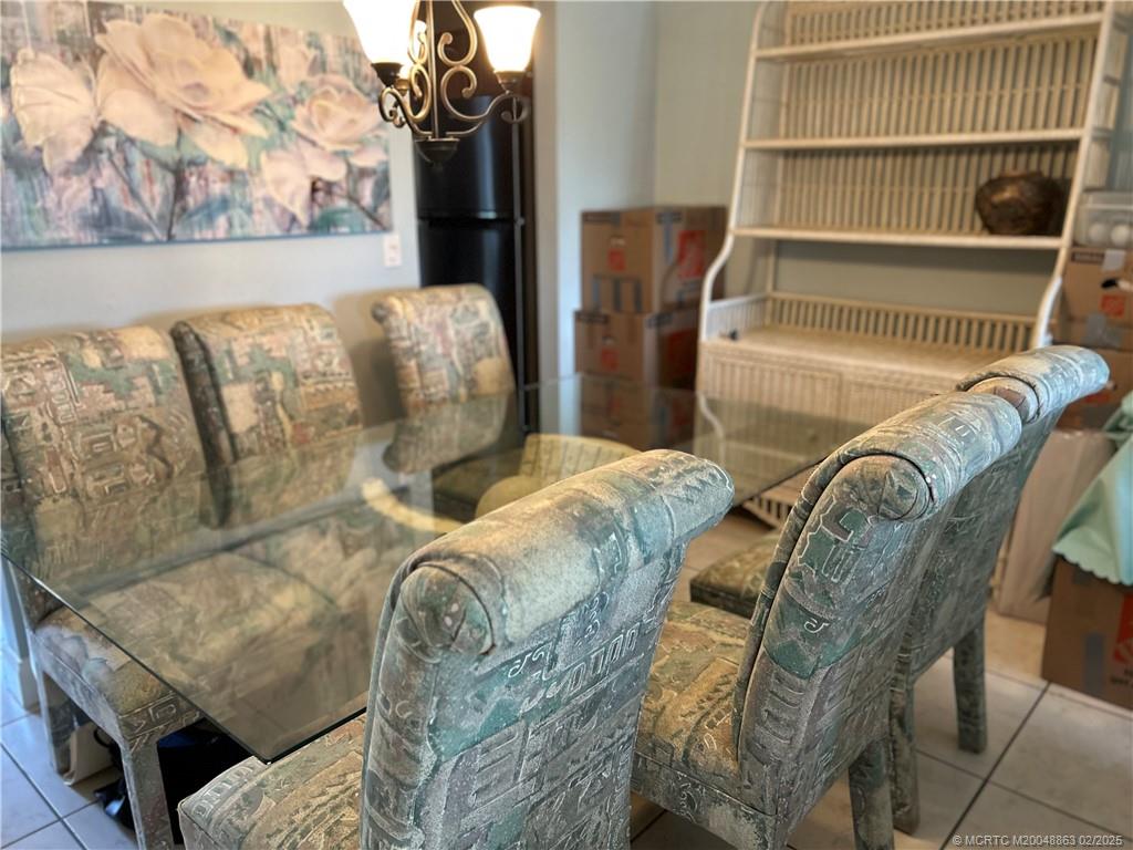 Stuart, Florida 34994, United States, 2 Bedrooms Bedrooms, ,2 BathroomsBathrooms,Residential,Pending,10842