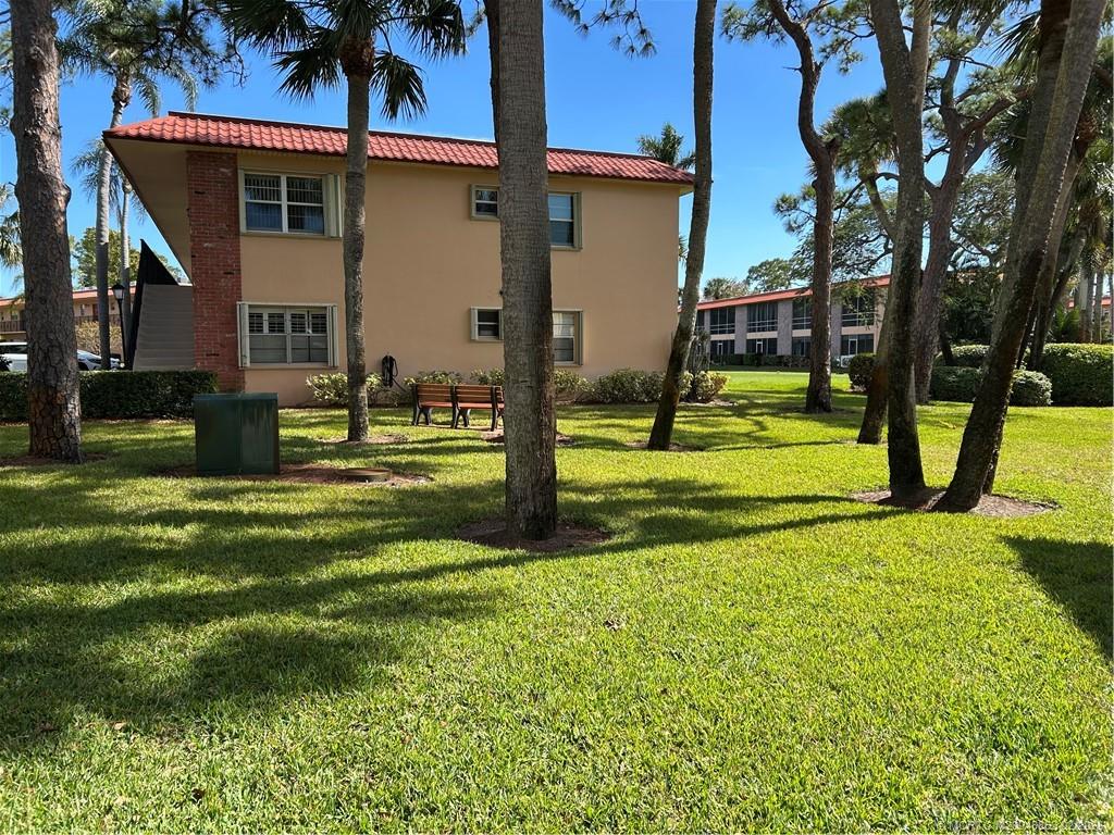 Stuart, Florida 34994, United States, 2 Bedrooms Bedrooms, ,2 BathroomsBathrooms,Residential,Pending,10842