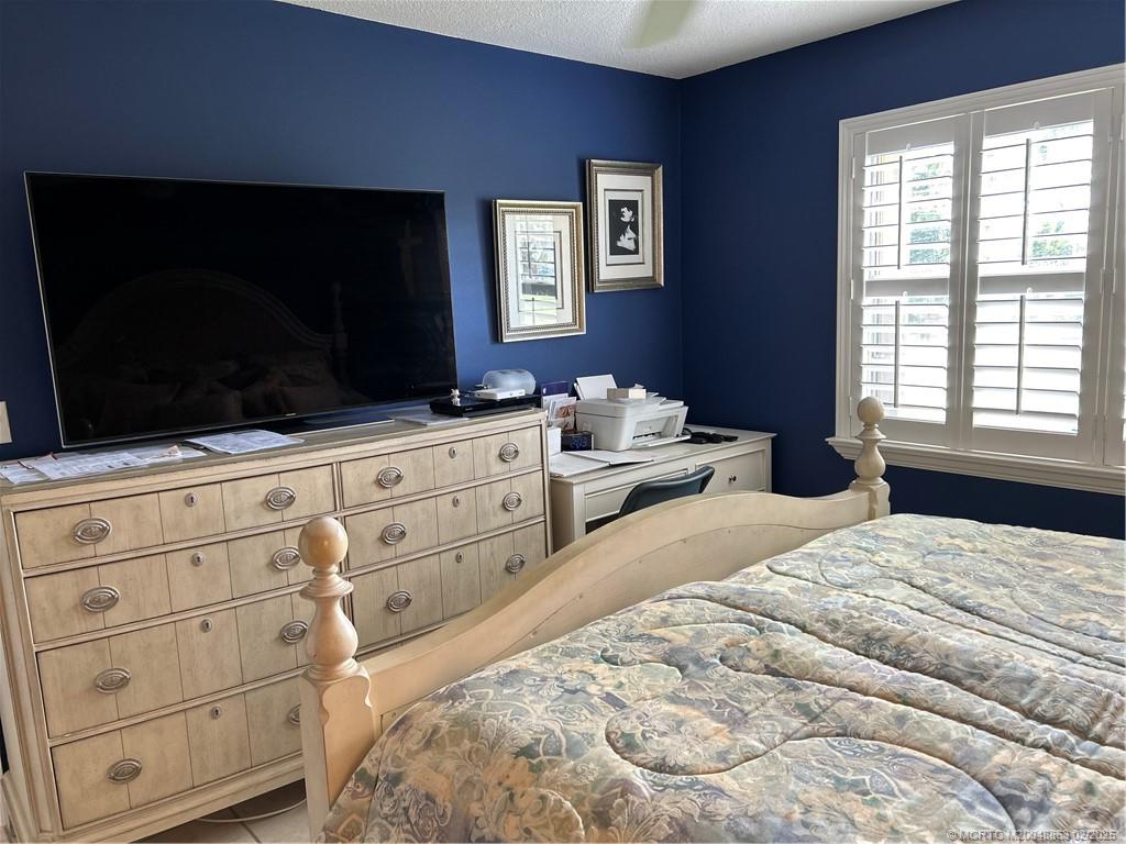 Stuart, Florida 34994, United States, 2 Bedrooms Bedrooms, ,2 BathroomsBathrooms,Residential,Pending,10842