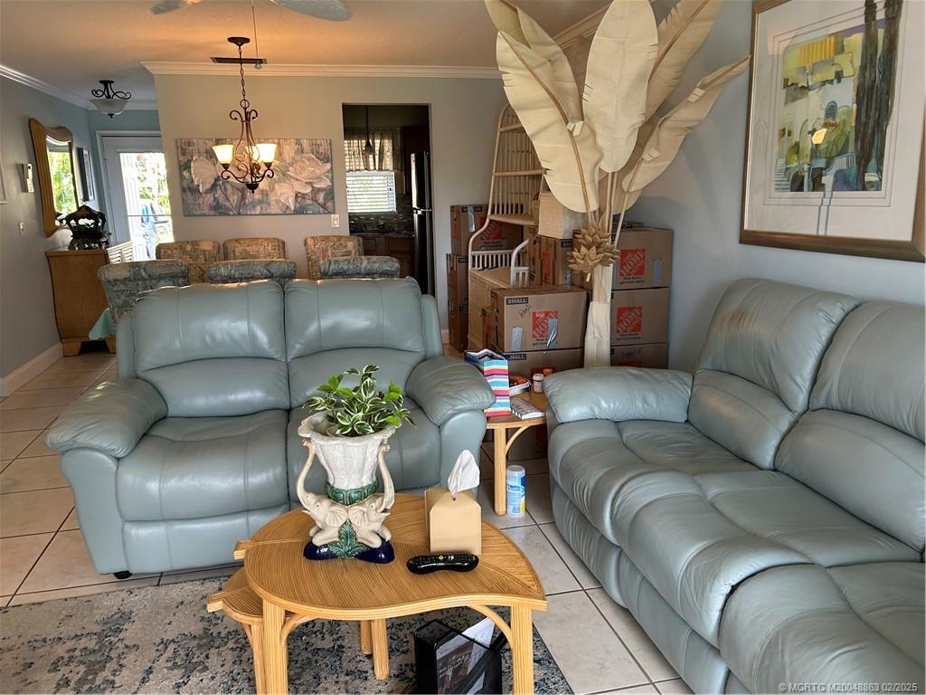 Stuart, Florida 34994, United States, 2 Bedrooms Bedrooms, ,2 BathroomsBathrooms,Residential,Pending,10842