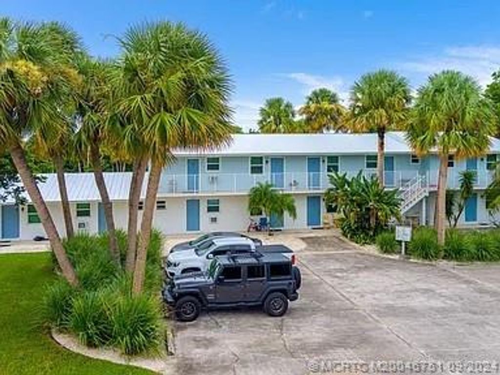 Photo of 2121 NE Park Street #5, Jensen Beach, FL 34957 (MLS # M20046751)