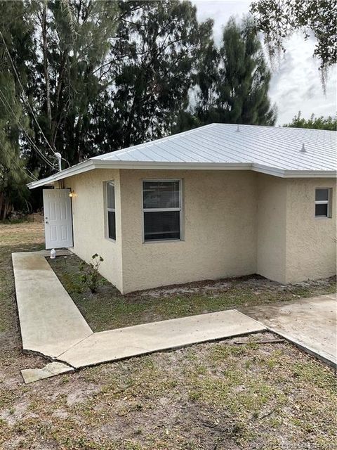 Photo of 402 S 14th Street #A, Fort Pierce, FL 34950 (MLS # M20055461)