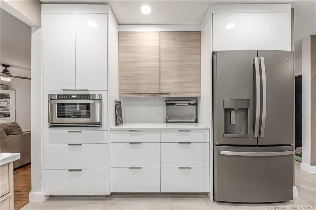 Photo of 5336 SE Schooner Oaks Way, Stuart, FL 34997 (MLS # M20050026)