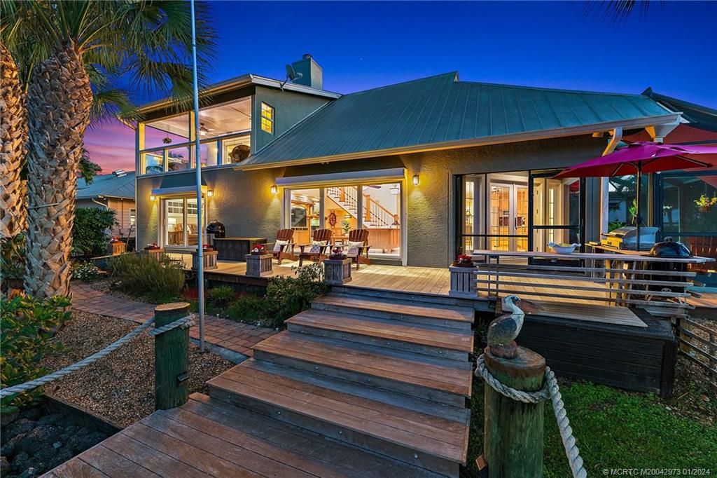 Photo of 655 SW Salerno Road, Stuart, FL 34997 (MLS # M20042973)