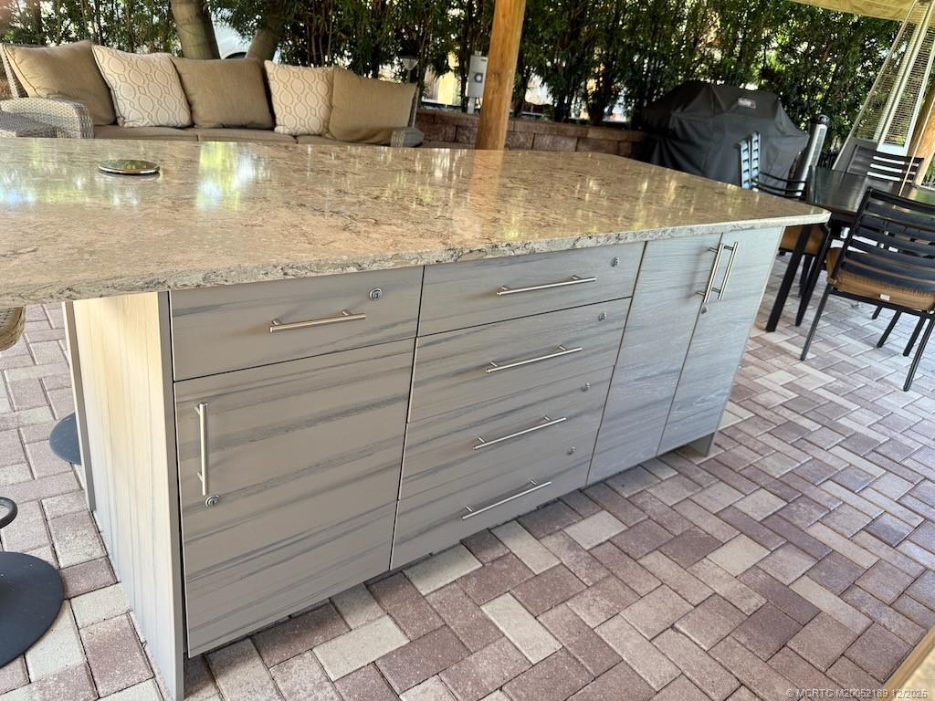 435 NW Boundary Drive