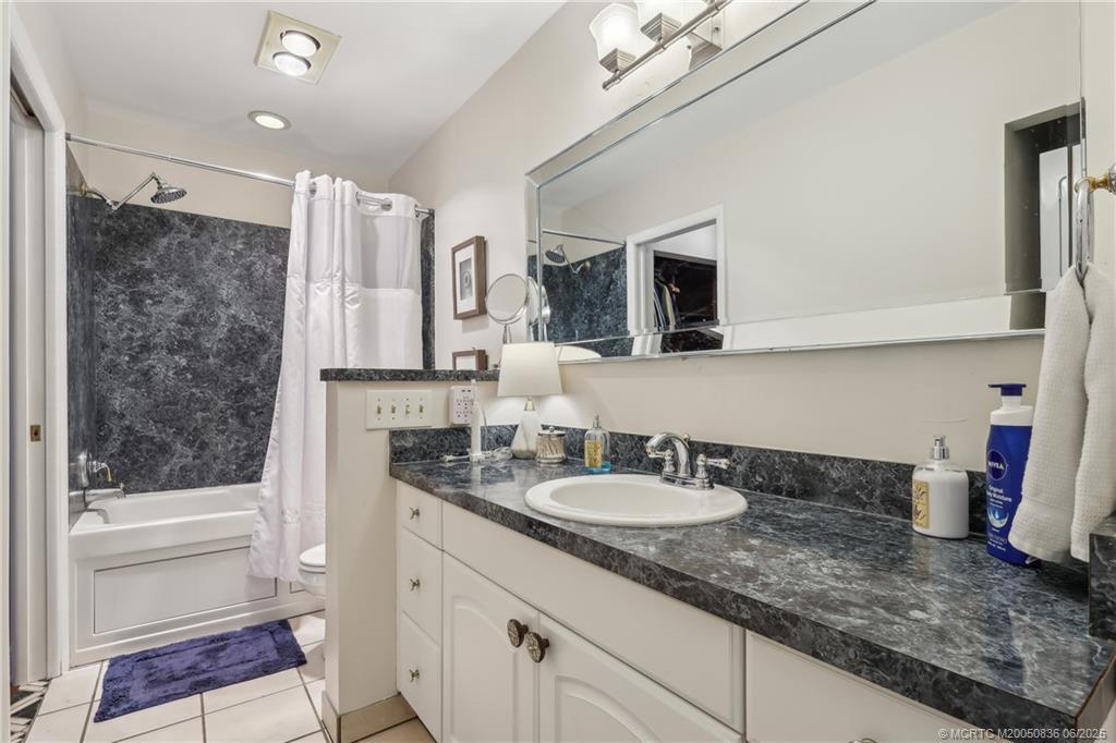 Stuart, Florida 34994, United States, 1 Bedroom Bedrooms, ,1 BathroomBathrooms,Residential,Active,142482